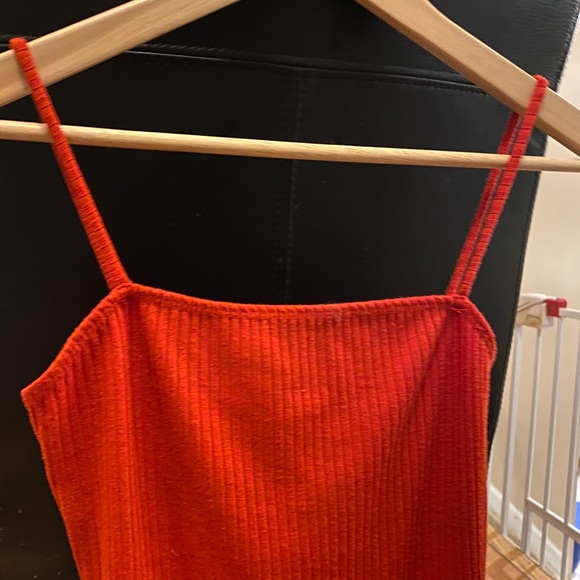 Topshop women's red Bodysuit
Size US 8 - Picture 7 of 16